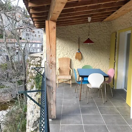 Le 5Eme Bar Gite Jaujac Apartment Jaujac