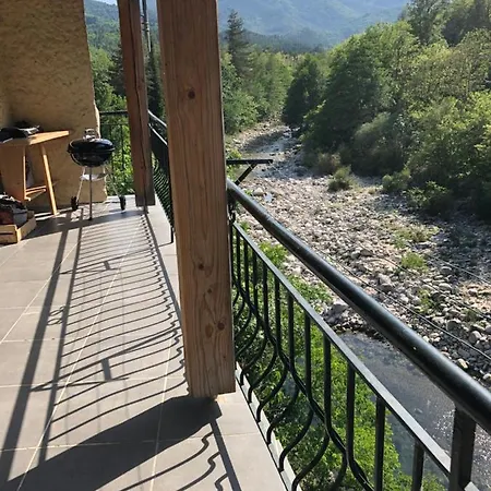 Le 5Eme Bar Gite Jaujac * Jaujac